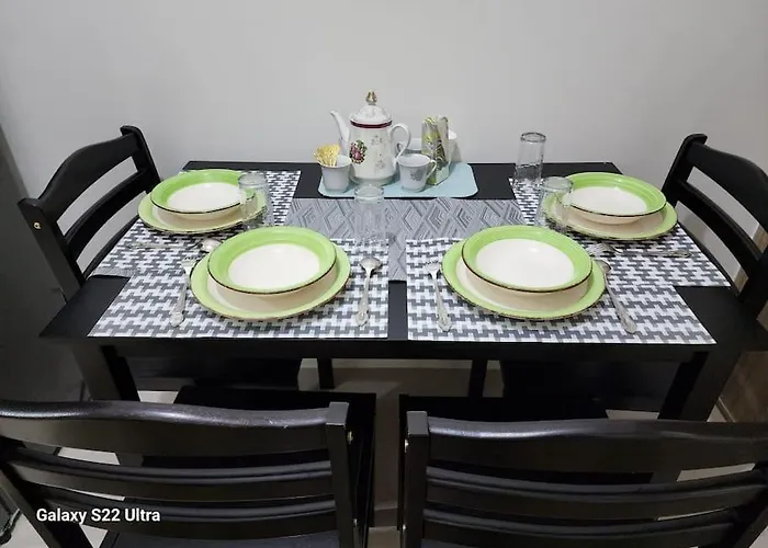 Azul 2 Bedroom * Manila